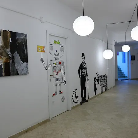 Hostel Dimora *
