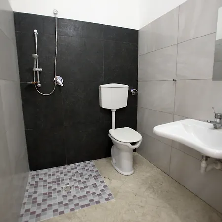 Hostel Dimora Αγκριτζέντο